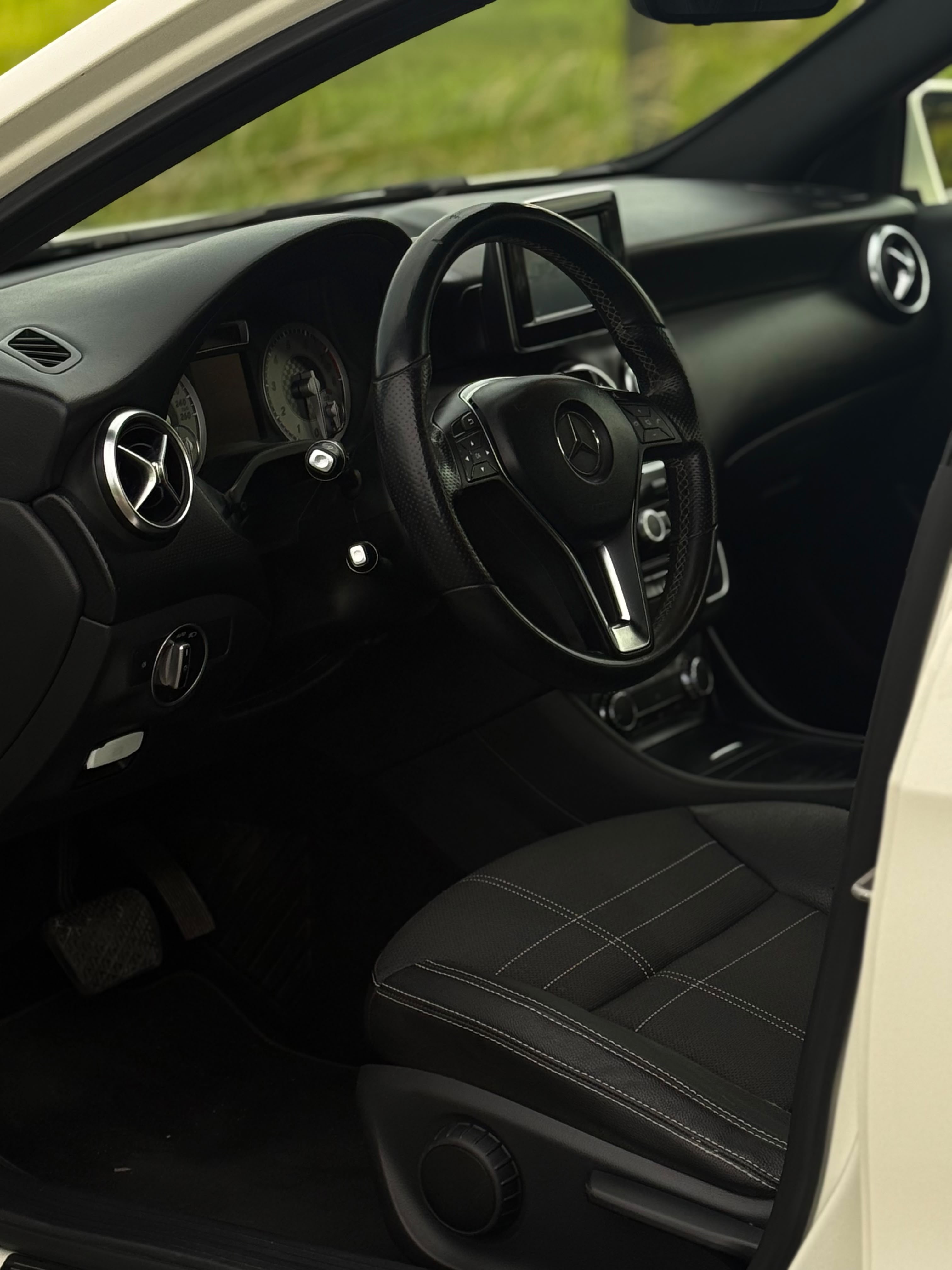 Mercedes - Benz A200, foto 6