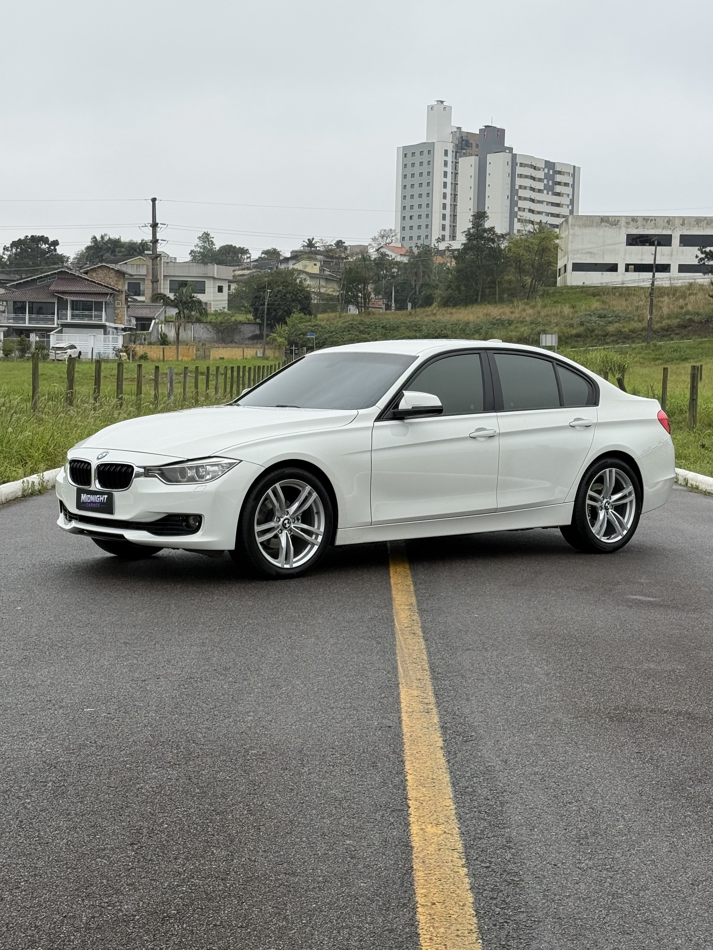 BMW 320i Sport GP 2013