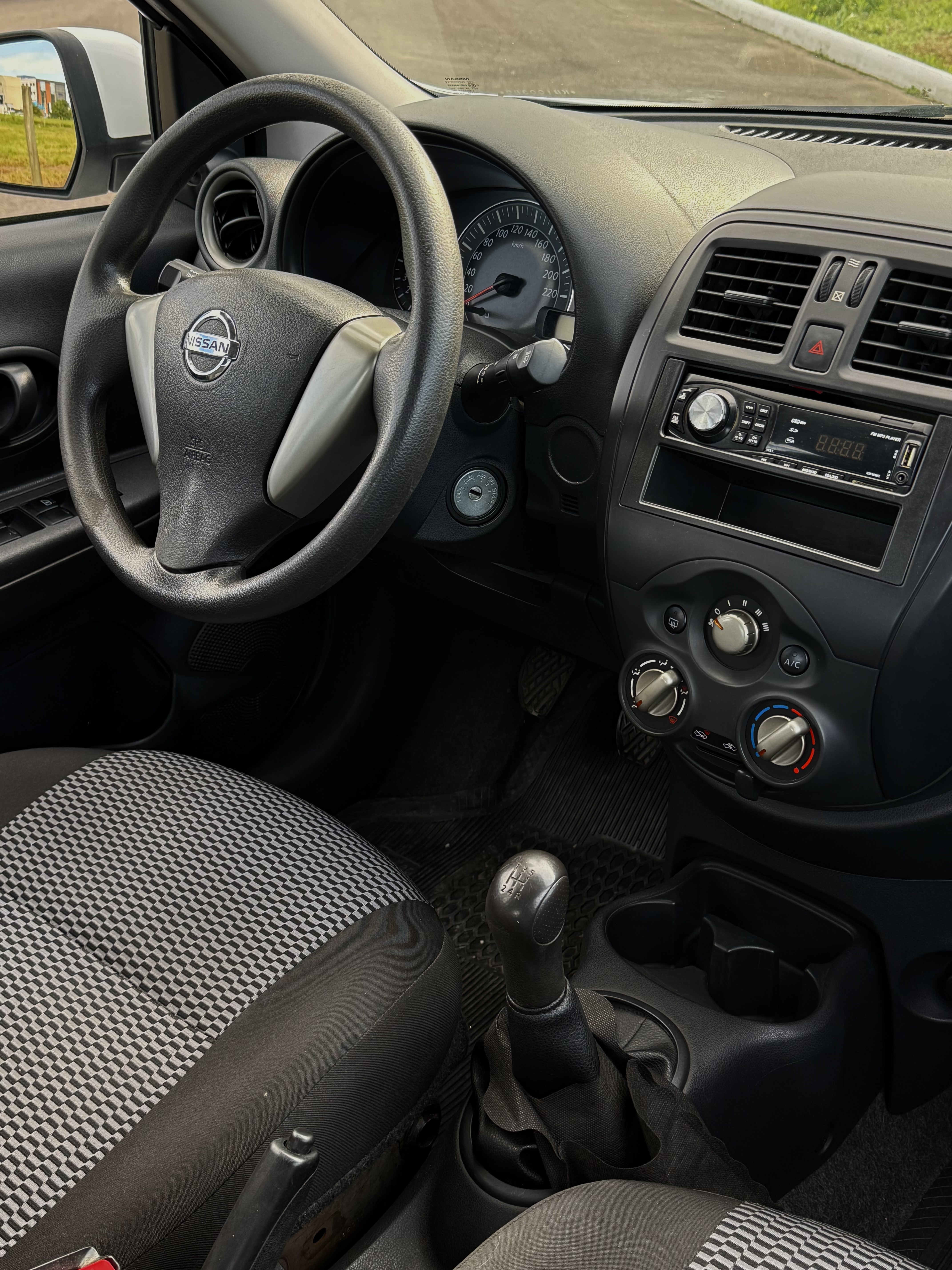 Nissan March S 1.0 manual, foto 10