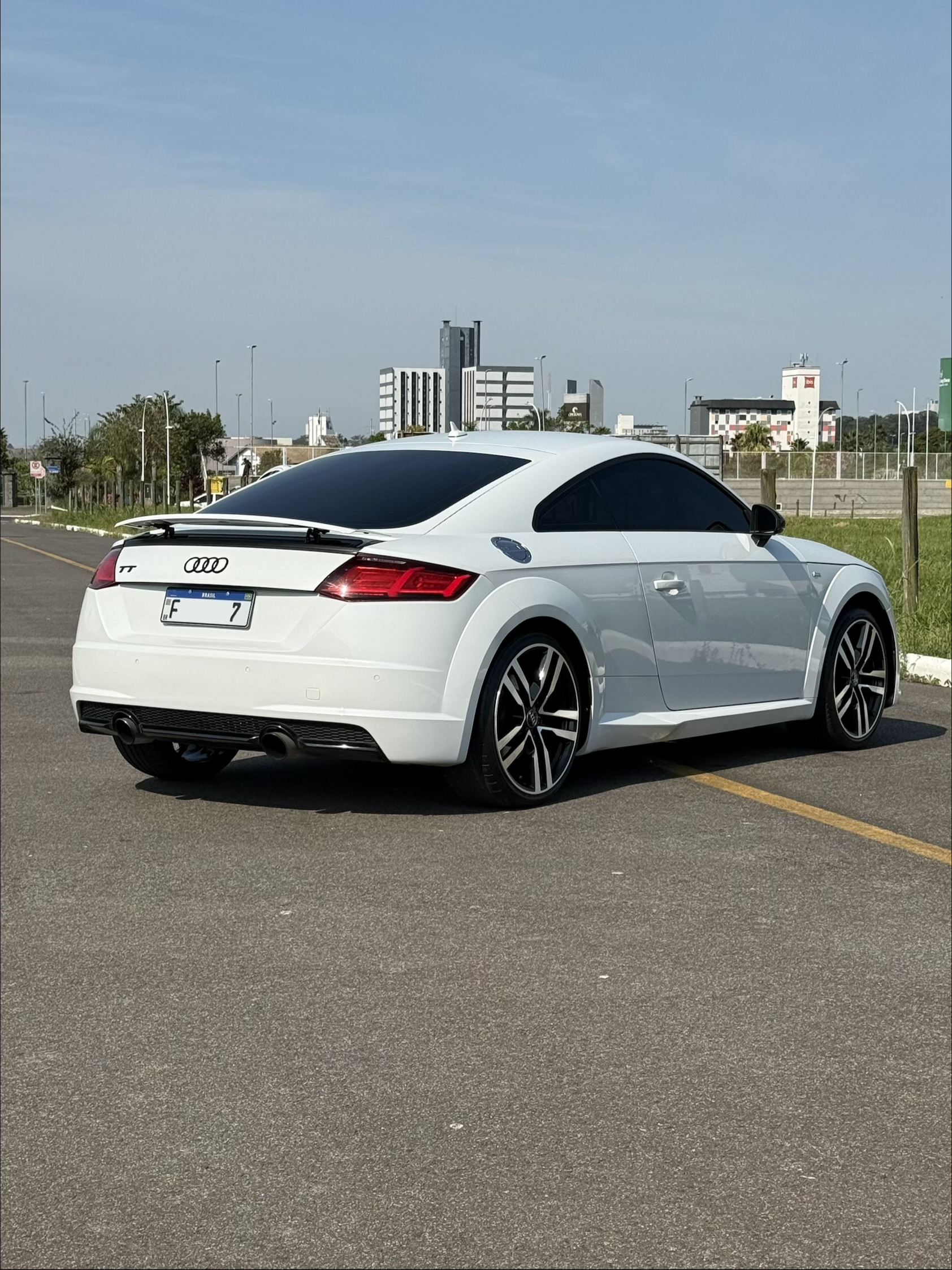 Audi TT Ambition S-Line 2015, foto 6