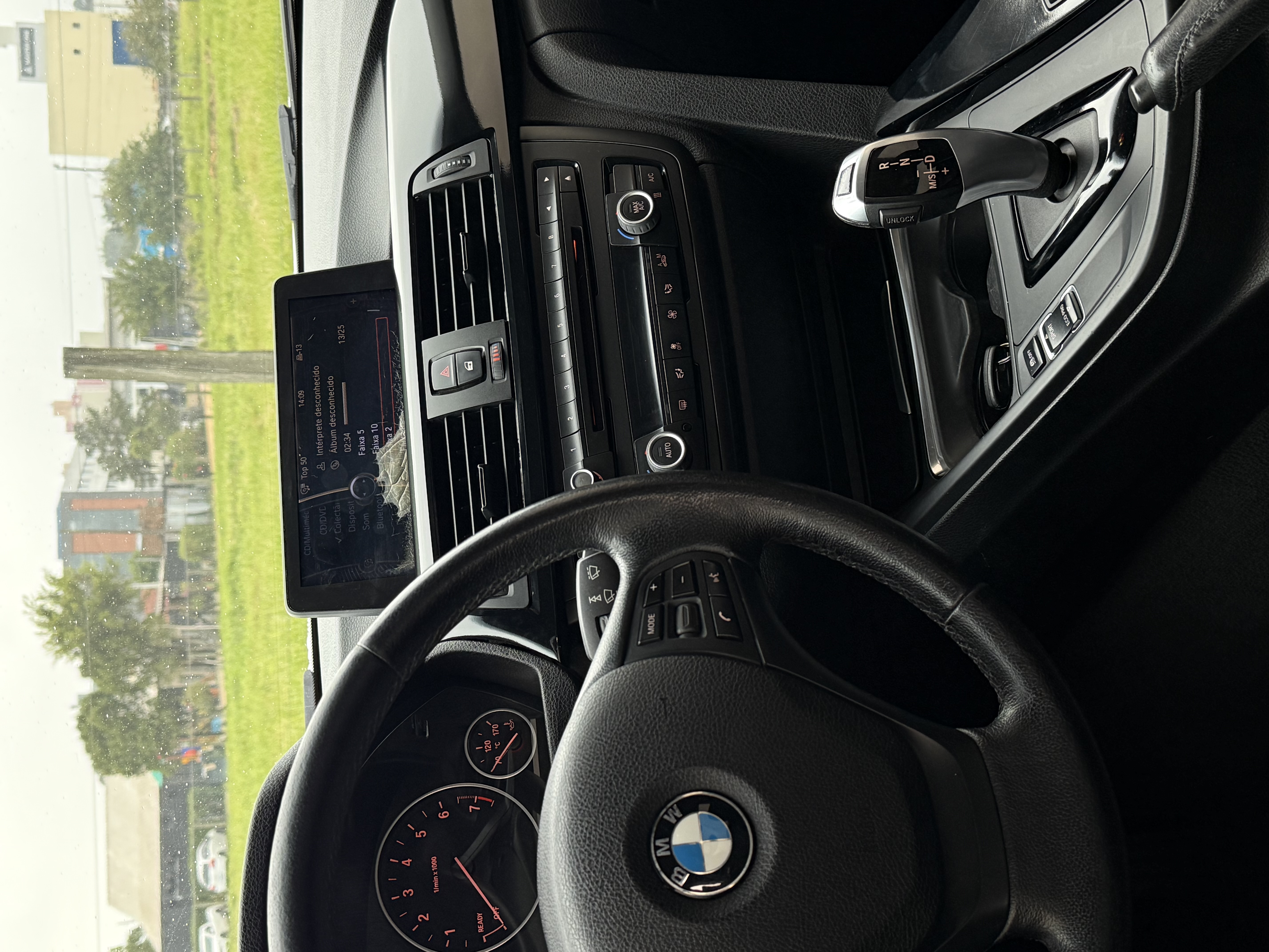 BMW 320i Sport GP 2013, foto 7
